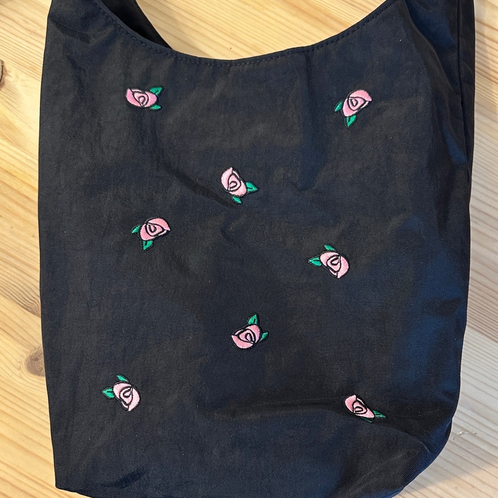 BAGGU Black Mini Shoulder Bag with Pink Rose Embroidery - Picture 2 of 5